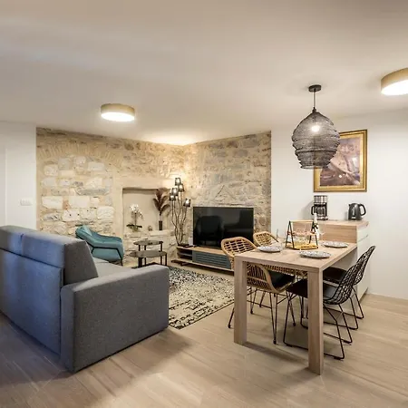 Diamond In The Heart Of The Palace Appartement Split