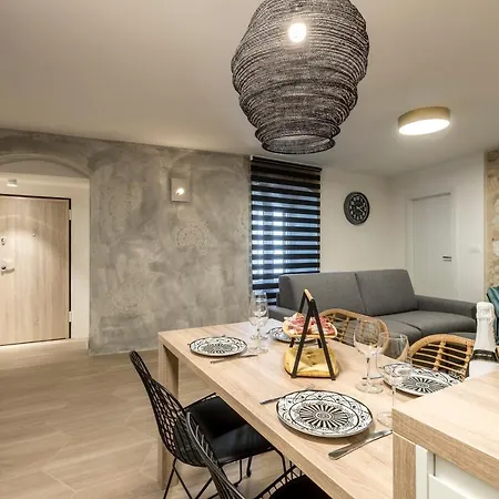 Apartment Diamond In The Heart Of The Palace